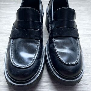 Tod’s Leather Loafers - 40